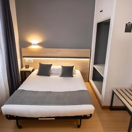 فندق Alda Puerto Seco Burgo