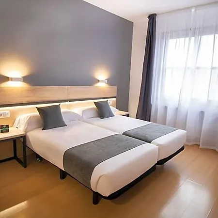 Alda Puerto Seco Hotel Burgo