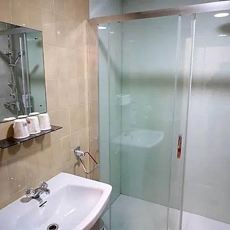 Hotel Alda Puerto Seco Burgo