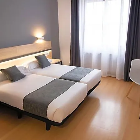 Alda Puerto Seco Hotel Burgo
