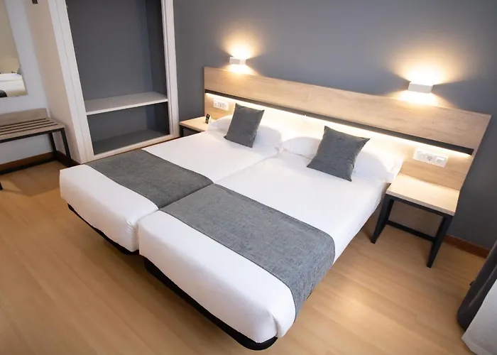 호텔 Alda Puerto Seco 2*