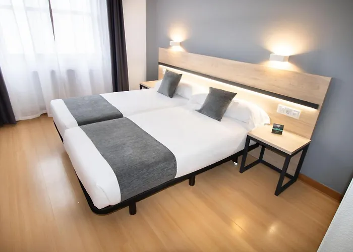 호텔 Alda Puerto Seco Burgo