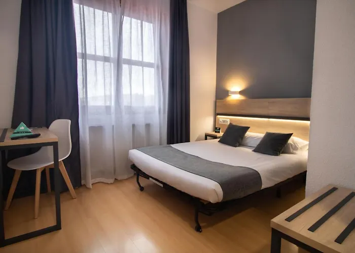 호텔 Alda Puerto Seco 2*