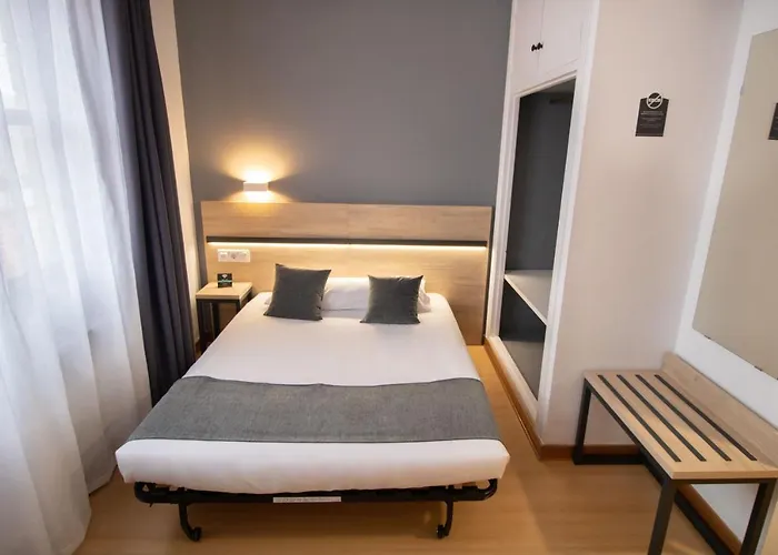 호텔 Alda Puerto Seco Burgo