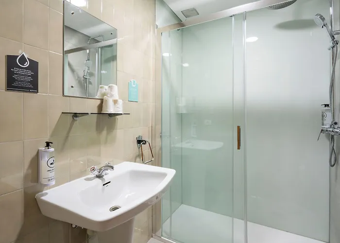 호텔 Alda Puerto Seco 2*